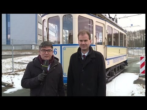 Kai Lorenzen in der Traditionsstraßenbahn