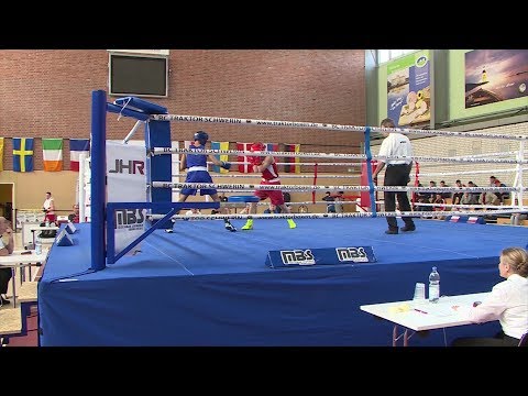 Große Show: Internationales Boxturnier in Schwerin ausgetragen