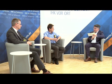 IHK zu Schwerin ist stolz auf ehrenamtliche Prüfer