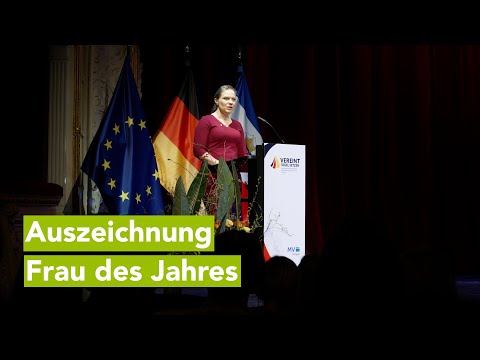 Chirurgin und vierfache Mutter Dr. med. Yvonne Winkler ist “Frau des Jahres”