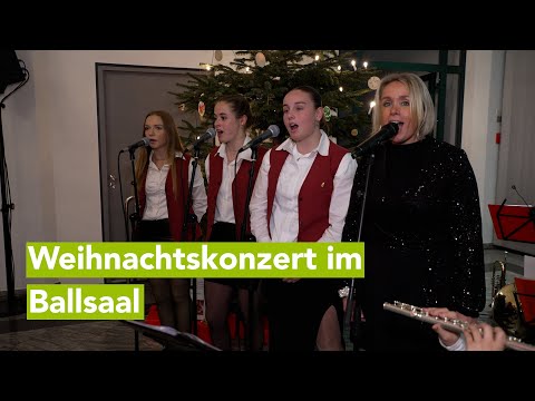 Traditionelles Weihnachtskonzert in der Parchimer Sparkasse